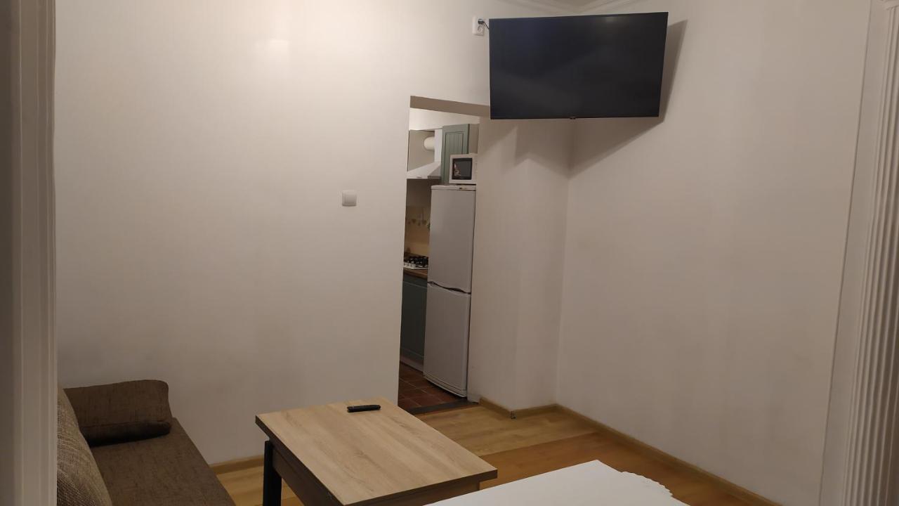 Loft House Aparthotel Одеса Екстериор снимка