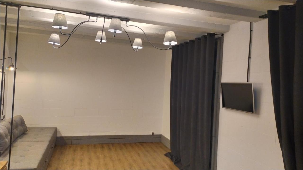 Loft House Aparthotel Одеса Екстериор снимка
